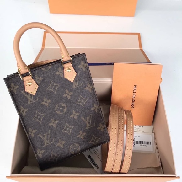 ❣️BRAND NEW ❣️Sac plat - Picture 3 of 15